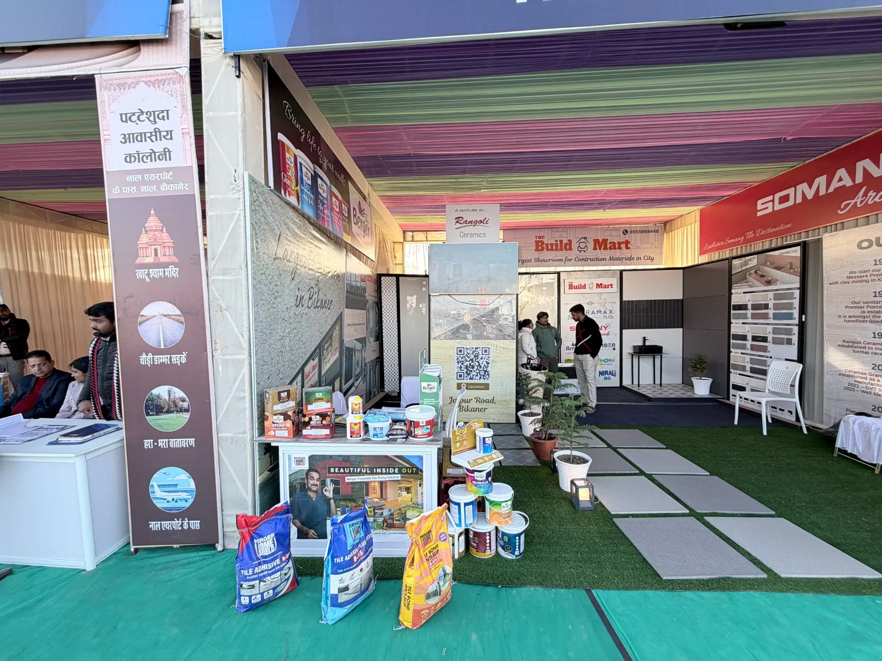 Building materials and product presentations at The Build Mart trade fair display